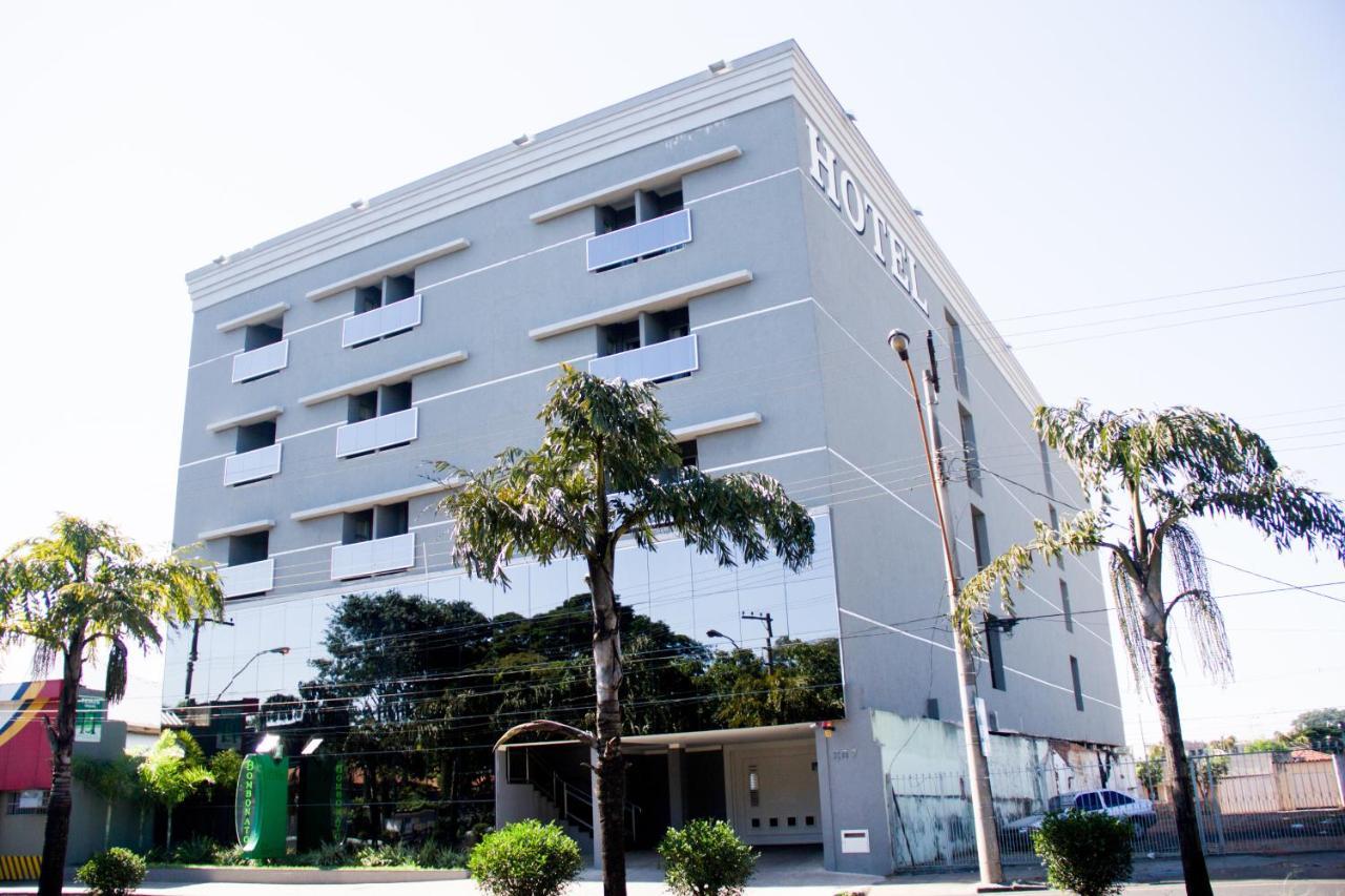 Bombonato Hotel - Facil Acesso Ao Aeroporto E Parque De Exposicoes Abcz Убераба Экстерьер фото